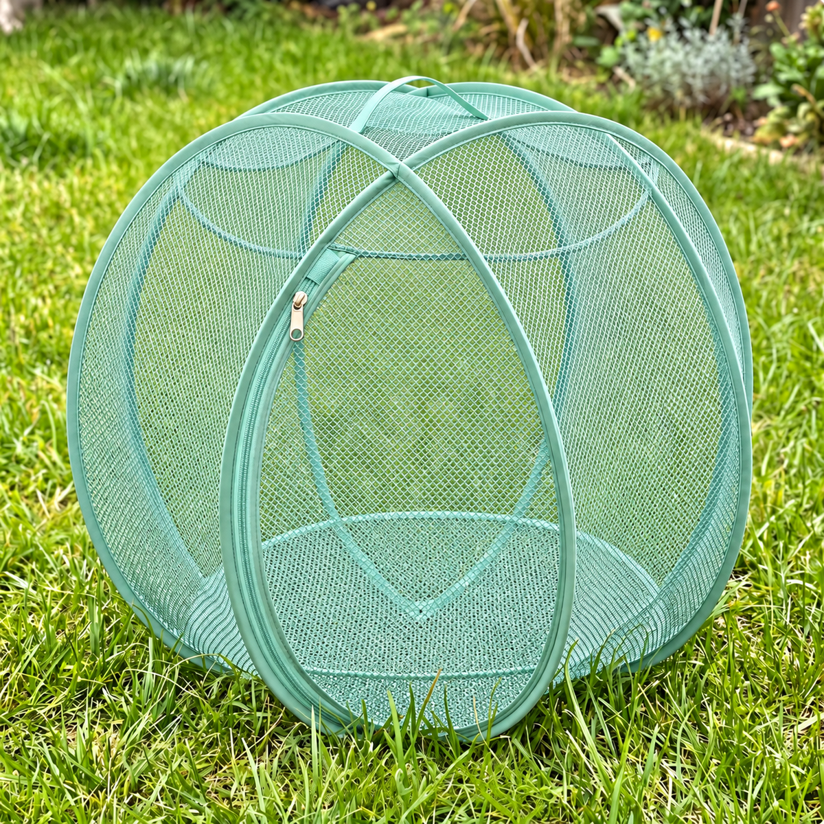 Zoomie Ball™ - Outdoor Pet Playpen